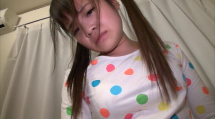 143cm低身長パイパン少女 どろどろバズーカ精子を○い顔に大量放出 初めてのぶっかけ