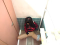 小●校 女子トイレ オナニー 盗撮のサンプル画像11