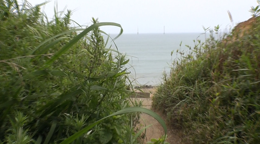 いいなり露出温泉 海野空詩