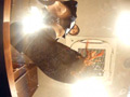 めいちゃんのローファー、ガラステーブルでザリCRUSHー3 画像5