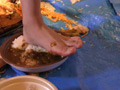 [foot-0026] アイドル系美少女の裸足で弁当クラッシュのキャプチャ画像 2