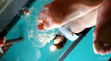みくちゃんの裸足で金魚CRUSHシリーズの作品サムネイル