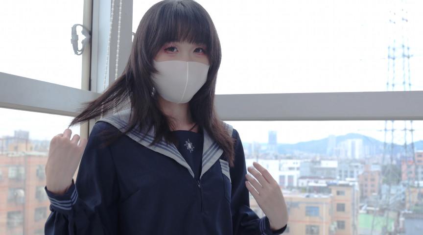 制服奈奈ちゃんのWETチャレンジ 画像1