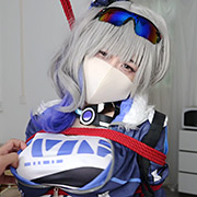 取っ捕まったスーパーハッカ―・銀●