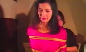 柏木こなつ出演作品: 熟女鼻責め緊○・顔面縄○問