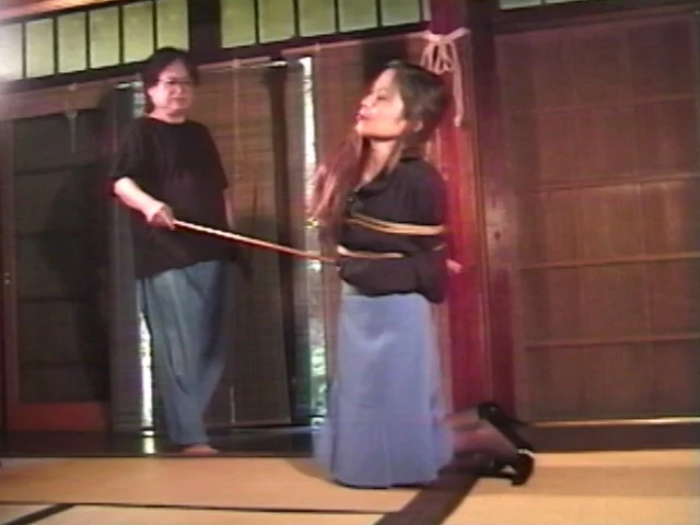 泣く股縄・淫ら下着ぎりぎり責め