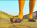 [fumaretai-0022] ウォークングシューズや短靴でザリガニを踏み砕く！ シロのキャプチャ画像 2