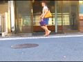 [fumaretai-0024] 女子大生のサンダルやスニーカーがイモムシを踏み潰す！のキャプチャ画像 10