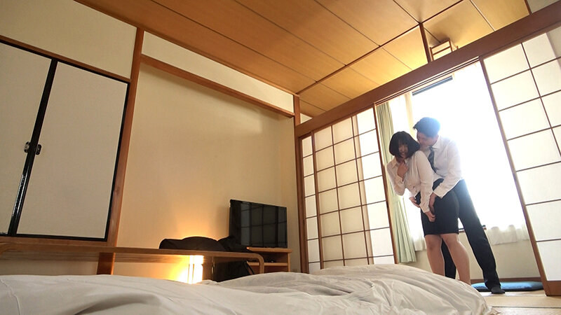 素人とパコパコ アウトレット シングルマザー 薫子 画像1