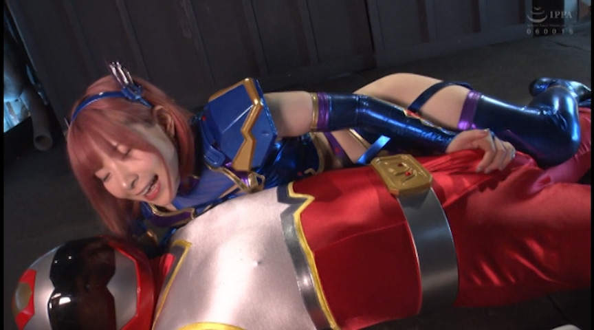 妖艶小悪魔女幹部ヒーロー陥落 エルザに屈したヒーロー 画像2