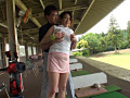 セクハラレッスンで有名なゴルフ場に通いつめる奥様たち2 サンプル画像7