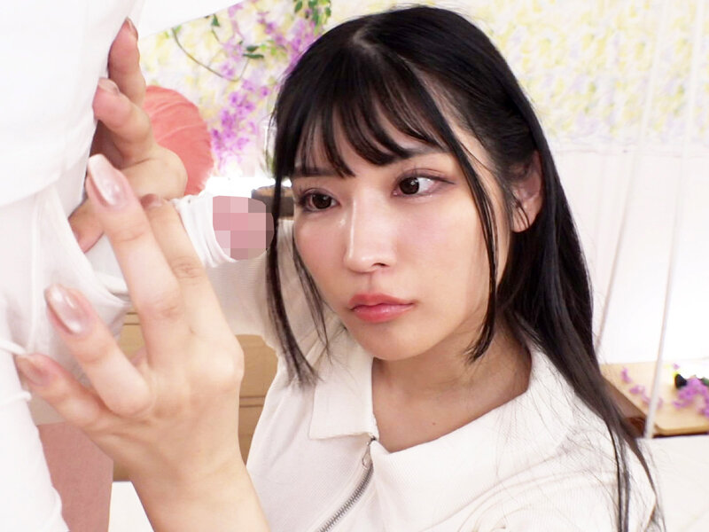 飛び出た亀頭をアヒル口吸引フェラチオされて射精 | javbank