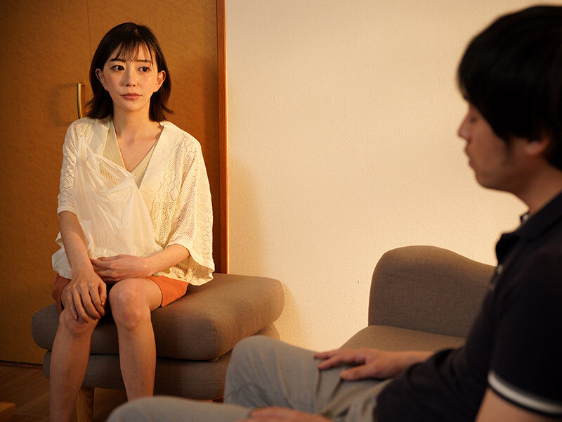 禁断介護 蒼山愛奈 画像1