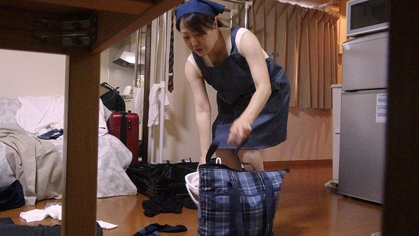 人妻家政婦03 画像1