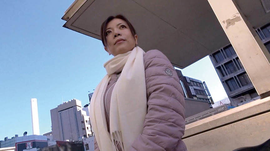 日帰り温泉 熟女色情旅＃044 画像1