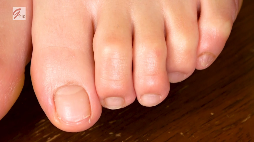 GRAV-712 ツルッツルの足裏舐めぐりと足コキ電気アンマ サンプル画像 3枚目