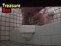 衝撃 トイレに潜む罠 放尿盗撮3 サンプル画像8
