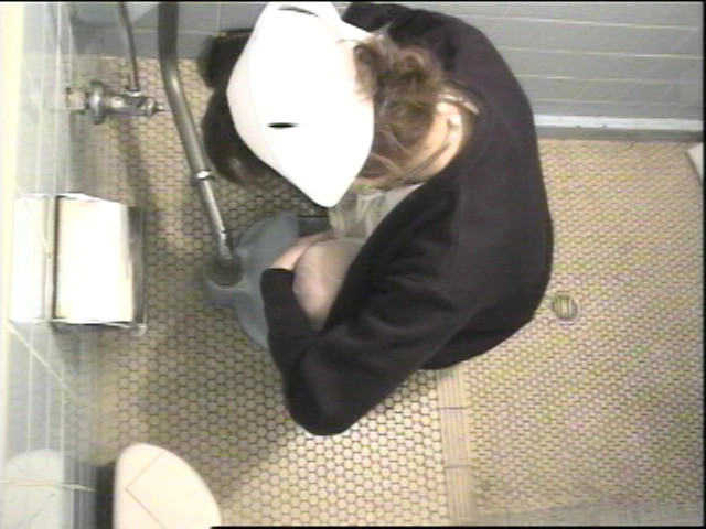 看護師大好物！トイレ盗撮が好きなんです。 画像 3