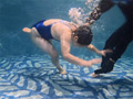 競泳水着で凶悪腹パンチバチボコイラマチオと水中潜水 画像19