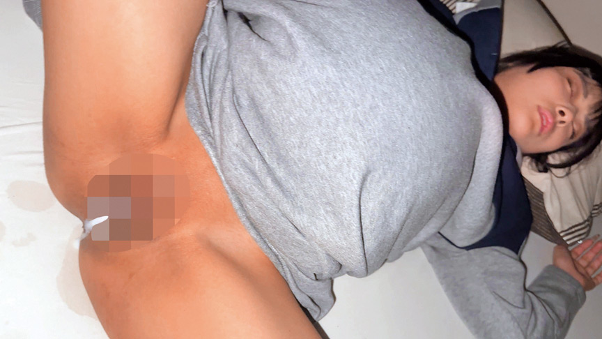 出産目前に狙われた妊婦さん4名 上書き生中出し 画像15