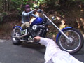 生意気男の愛用バイクとブーツで徹底的に懲らしめるバイカー女王様のサンプル画像5