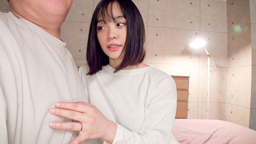 童貞くんを美人奥様が誘惑筆下ろし 花音うらら 画像1