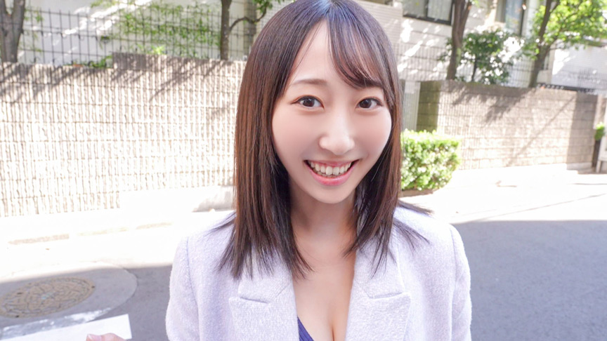 欲求不満な若妻が奥手男子を手籠めにする。 山下紗和 画像1