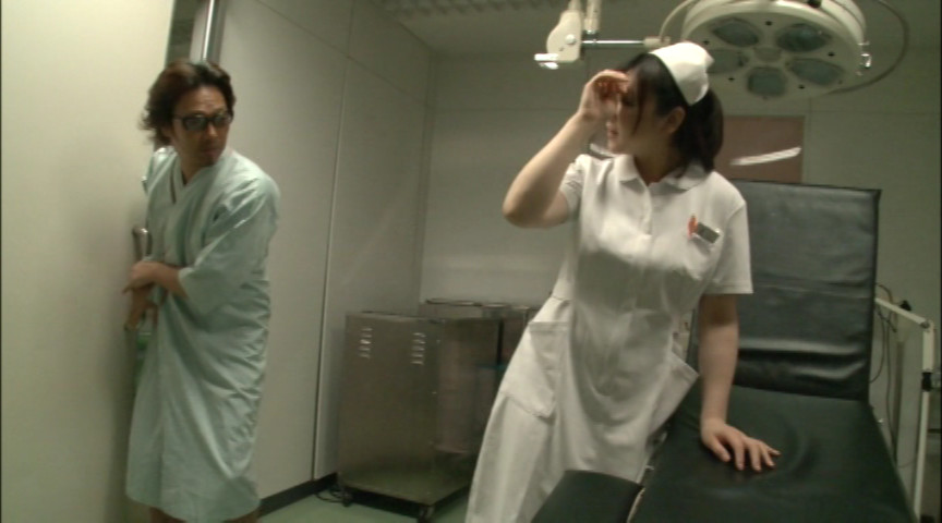 夜勤の熟女看護師にねだり猥褻5 | DUGAエロ動画データベース