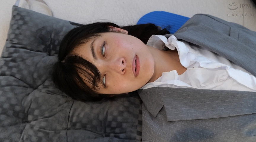 ミステリアスヒプノセミナー3~魂を吸われた白目美女~ 画像5