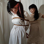 荊子・菅原花音 － 菅原花音プライベートな縄遊び01