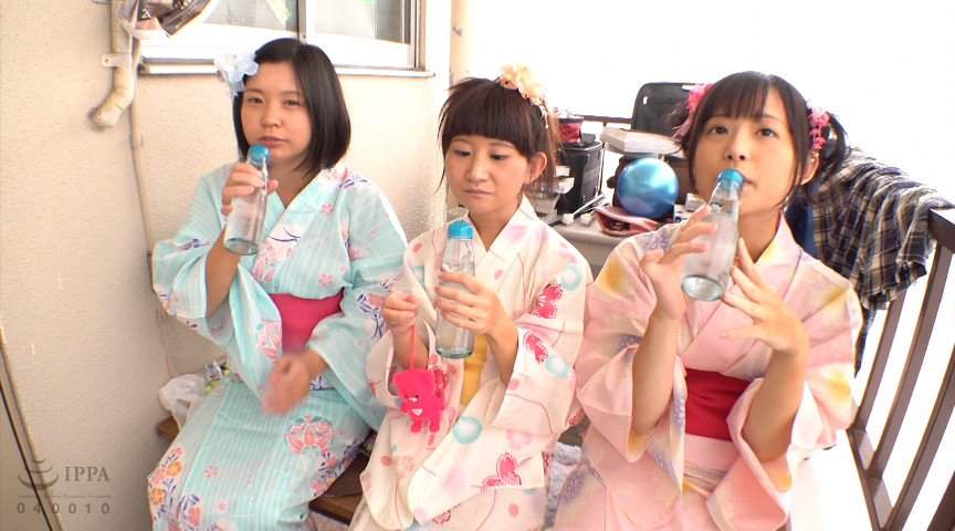 世田谷共同区営団地 日焼け美少女映像 （2） | デュガ動画データベース