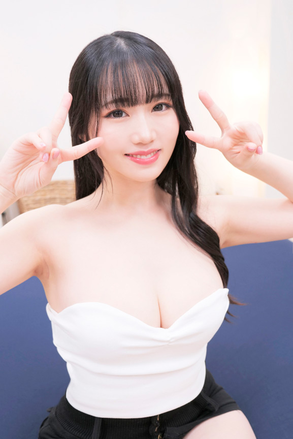 売れっ子ギャルAV女優が童貞筆おろし 有馬美玖 画像1