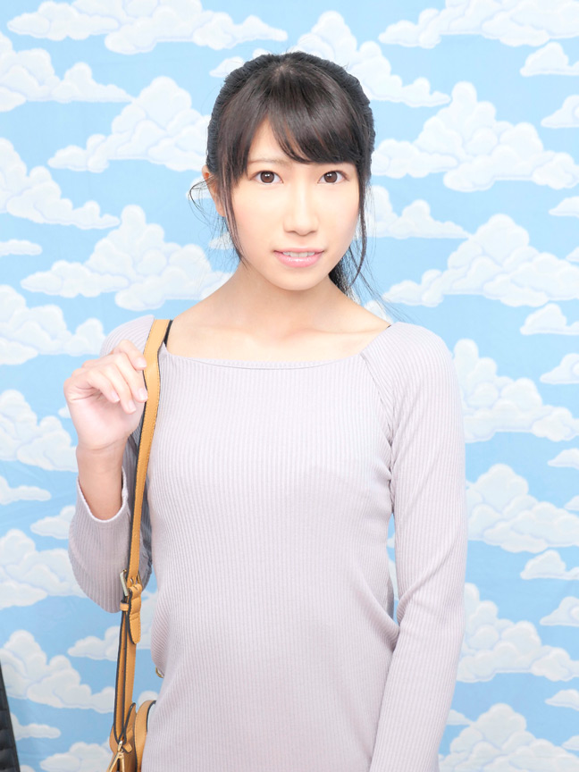 池袋で見つけた心優しい働くお姉さん 楠セナ 画像2