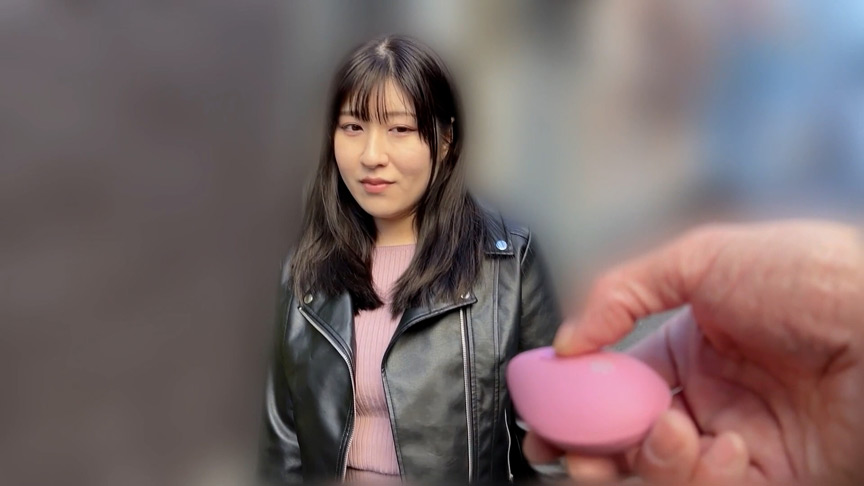 さくらちゃんとリモバイ散歩！街中で絶頂恥○プレイ！ 画像6