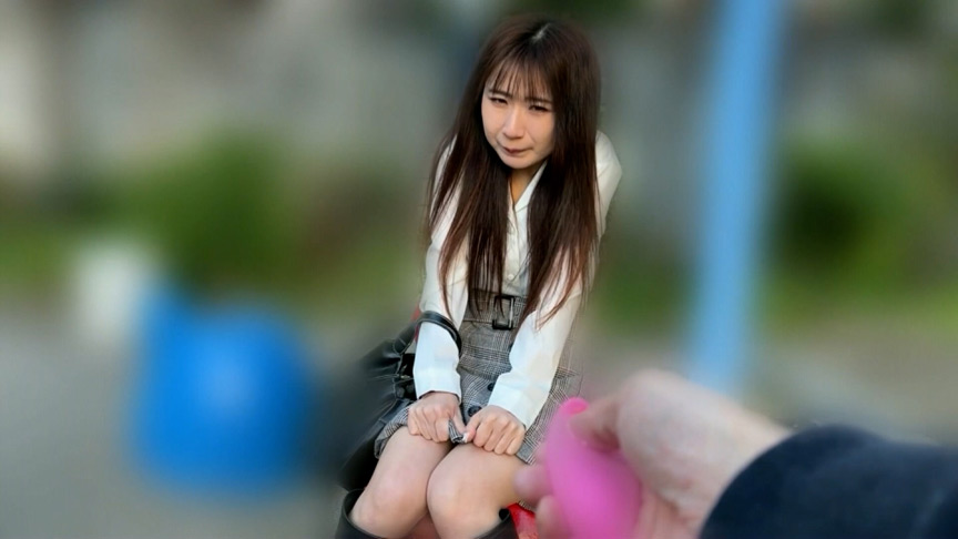 まいちゃんとリモバイ散歩！街中で絶頂恥○プレイ！ 画像6