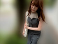 高城なぎさちゃんとリモバイ散歩！街中で絶頂恥○プレイ サンプル画像3