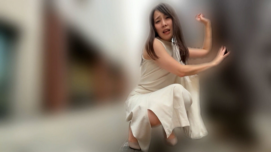 野上しおりちゃんとリモバイ散歩！街中で絶頂恥○プレイ 画像3