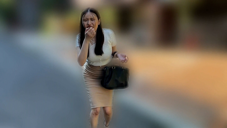 若林ゆりなちゃんとリモバイ散歩!街中で絶頂恥○プレイ 画像3