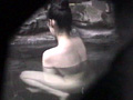 極秘盗撮 露天風呂オナニー6のサンプル画像2