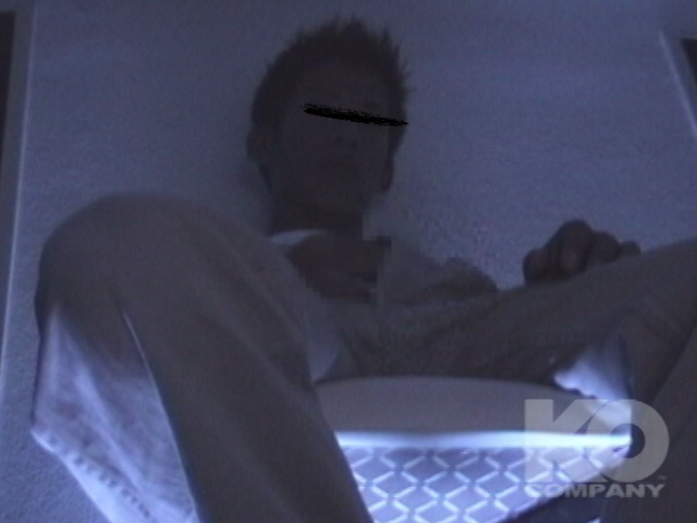 ノンケ君が薄暗い部屋でマスクマンに責められる！ | フェチマニアのエロ動画【Data-Base】