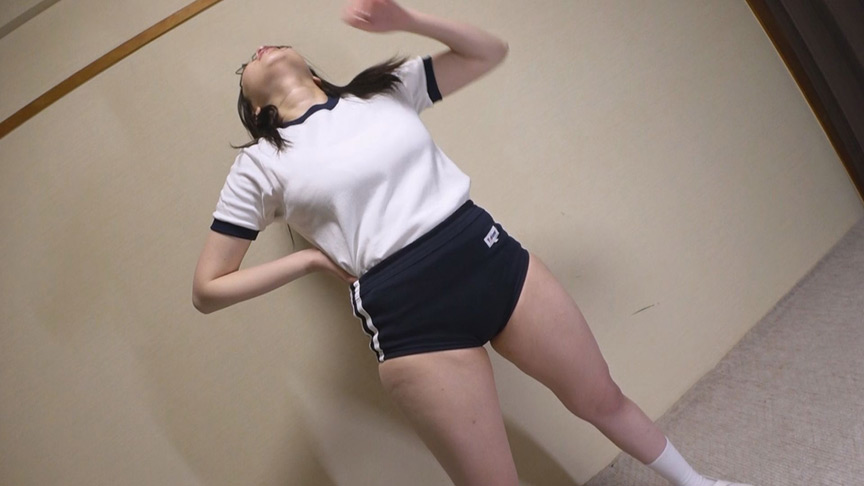 小坂ひまり ムチムチ美尻 神体育着 画像2
