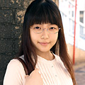 大人しい地味子に中出し3