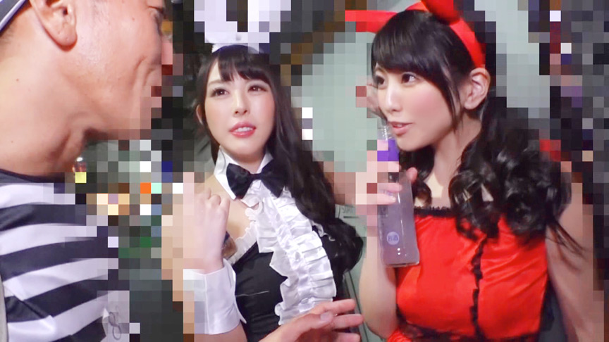 渋谷の街でコスプレ女子10人をハロウィンナンパ！お祭り騒ぎなパリピ娘たちの痴態たっぷり見せちゃいますSP！！ 20枚目
