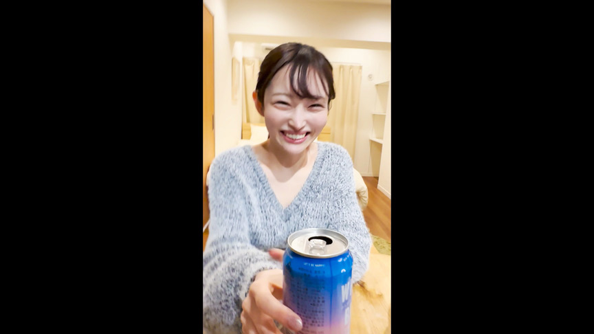 女子大生が従兄ちゃんに生中出しされる禁断のハメ撮り 画像2