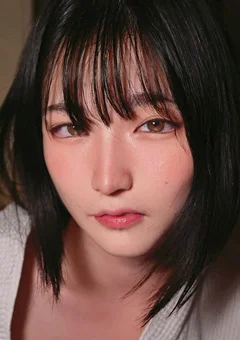 小柄で清楚な彼女は実はエッチな小悪魔ビッチ！