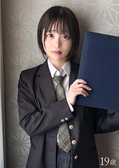 貧乳ショートカットの裏垢女子と卒業記念ハメ撮り