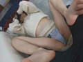 ちっぱいフェザータッチでトロトロ ツボは足裏匂い嗅ぎまくりw...thumbnai4