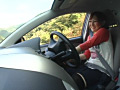 素人若妻の運転オナニーのサンプル画像60