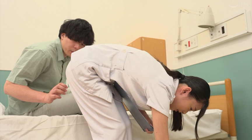 新人ナースのぱつぱつスケパン尻で勃起してしまう僕10 8枚目