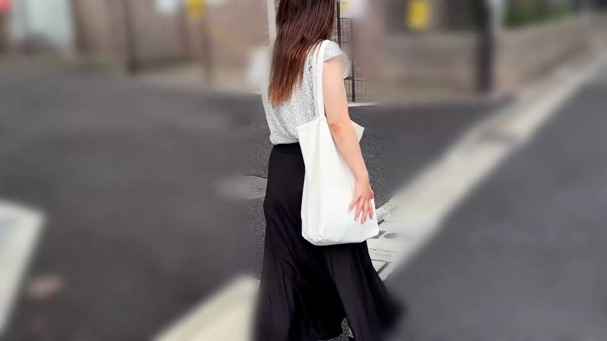 街角で声をかけてくすぐりさせてもらう あいるちゃん 画像1